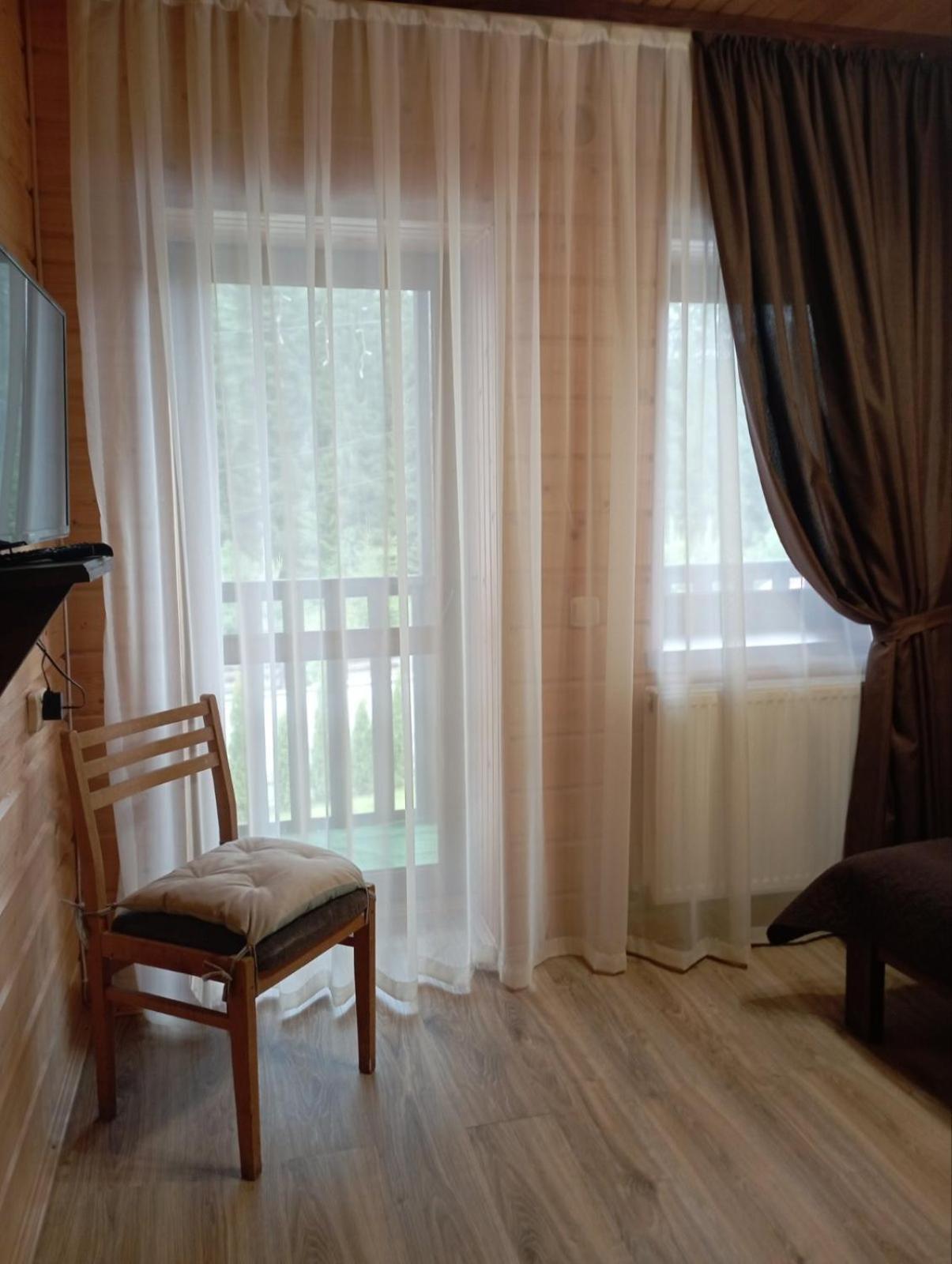 U Anastasii I Sofii Bilya Richki Guest House Mykulychyn Luaran gambar