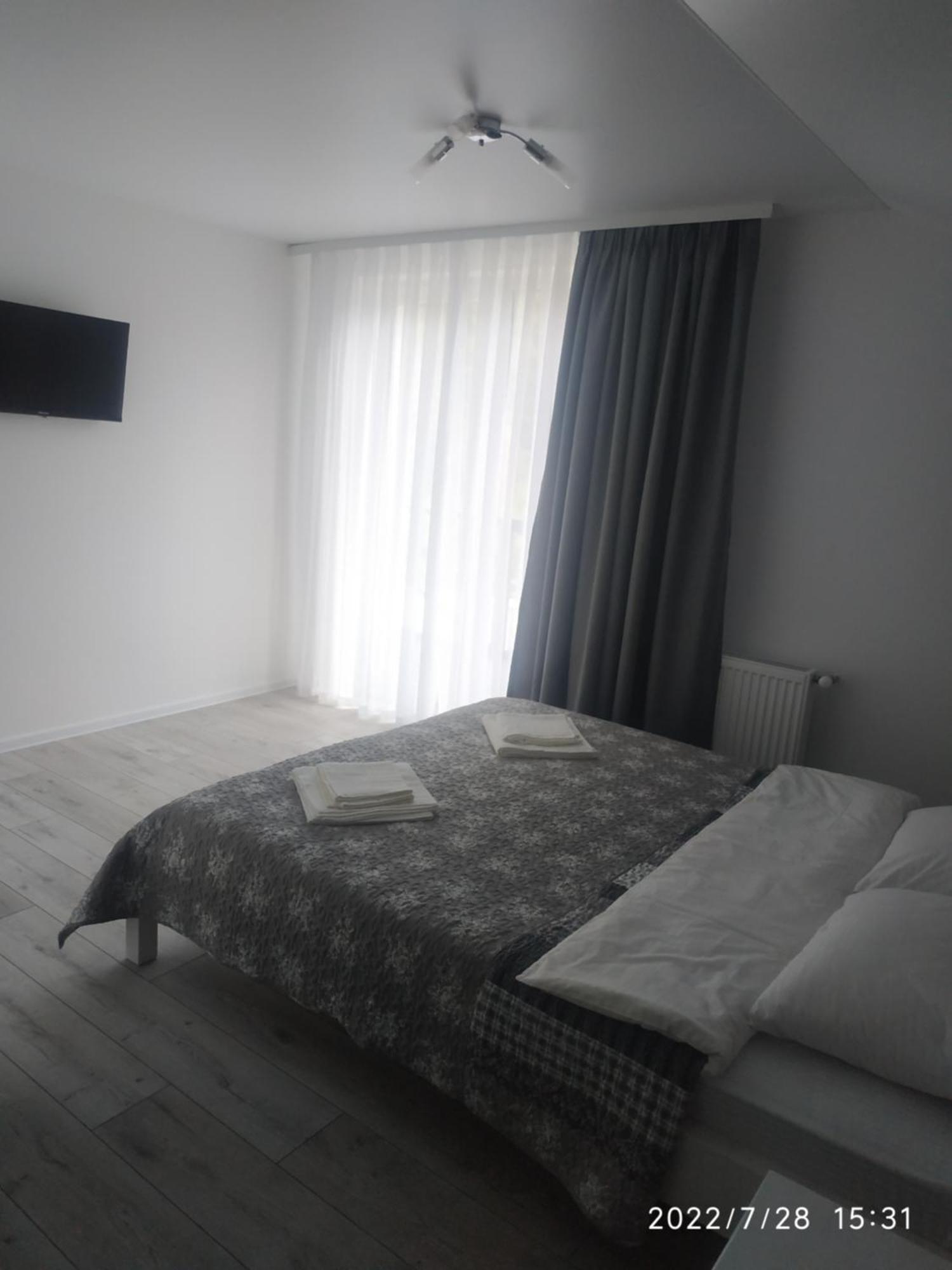 U Anastasii I Sofii Bilya Richki Guest House Mykulychyn Bilik gambar